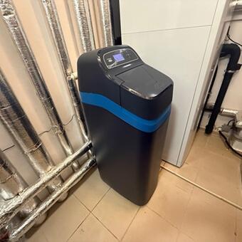 Úpravna vody s aktivním uhlím 2v1 eVOLUTION Refiner Power do RD v Brně